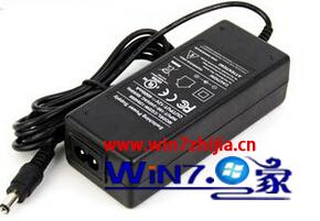 笔记本win7系统下插上电源连接线与直接使用电池不插电源线的区别 三联