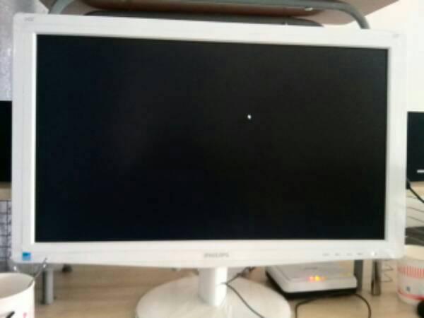 win7系统桌面出现黑屏该如何解决