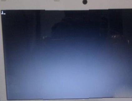 开机重启出现字母J