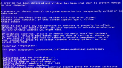 蓝屏代码0x000000f4