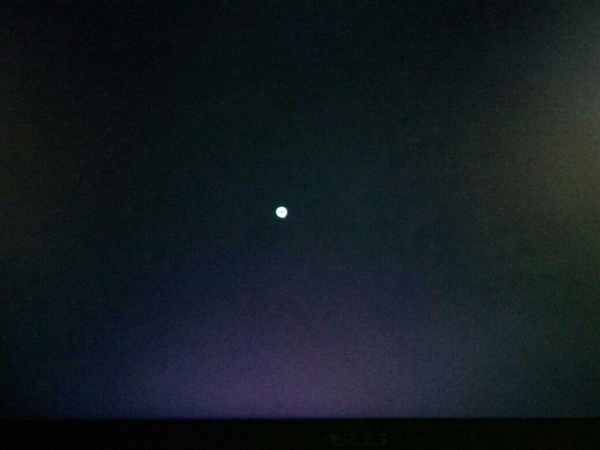 开机黑屏30秒后才进入系统