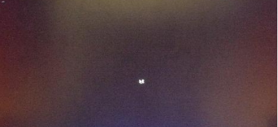 开机进入桌面后黑屏