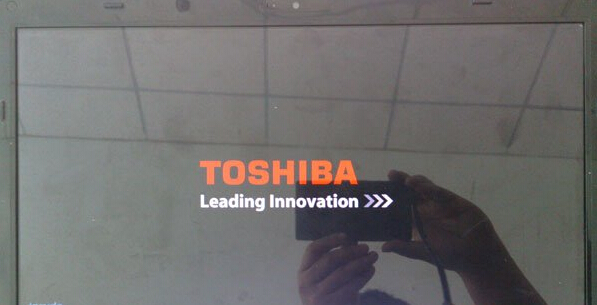 东芝C40-AS22W1笔记本设置u盘启动